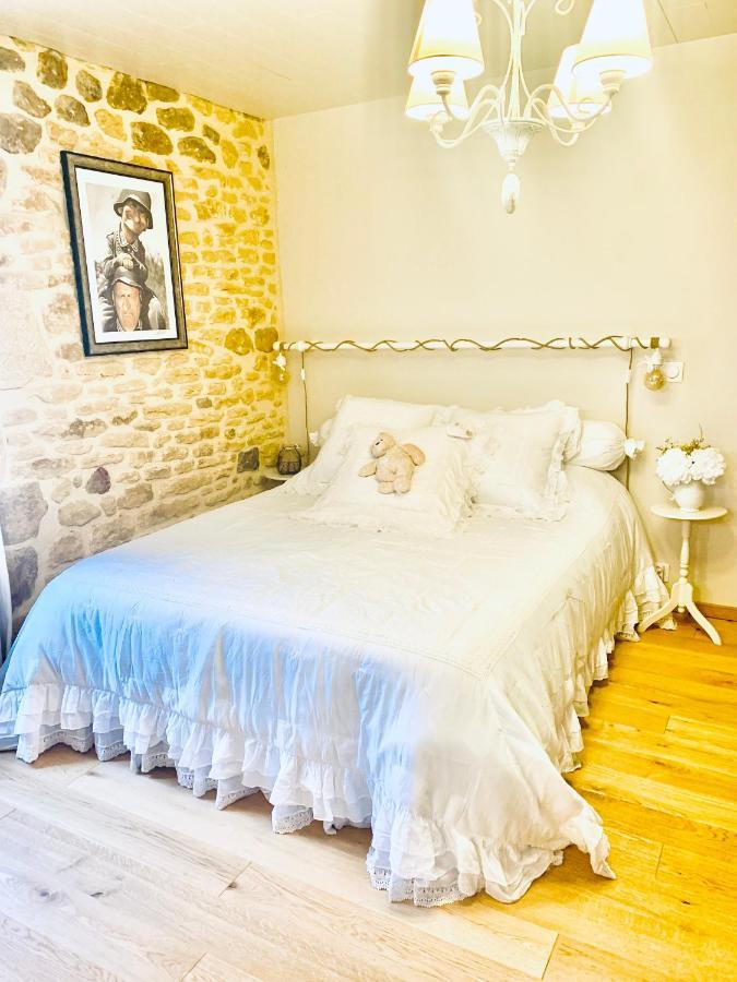 L'Ecrin Des Symes Villa Simeyrols Exterior foto